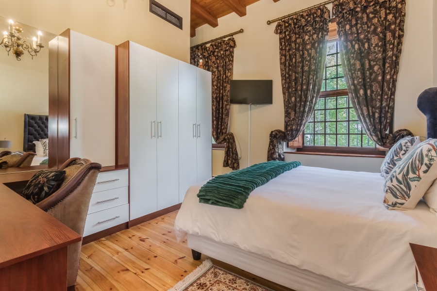 7 Bedroom Property for Sale in Cape Town City Centre Western Cape